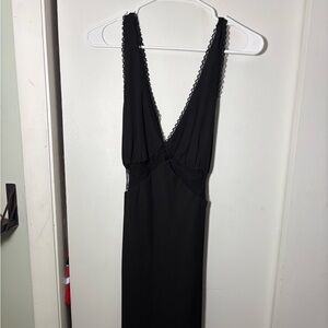 Elegant Black Backless Dress